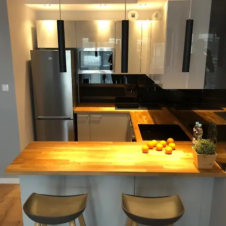 Smart & Exclusive- Zabiniec