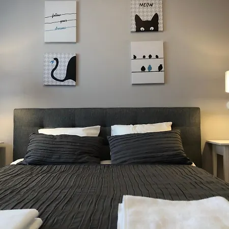 Smart & Exclusive- Zabiniec *